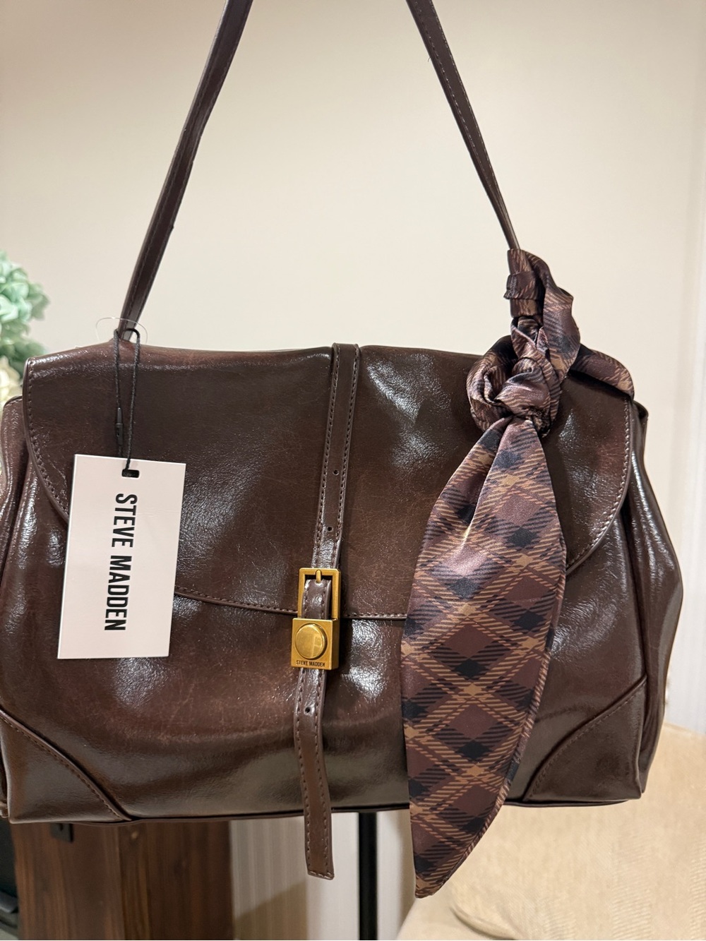 NWT Steve Madden Chocolate Brown Shoulder Bag Plaid Scarf Padlock